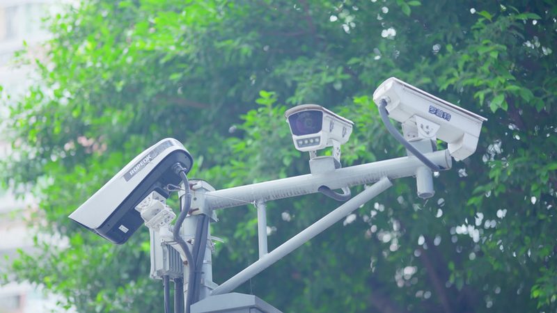 道闸遥控器对码开关探秘：位置与操作要点